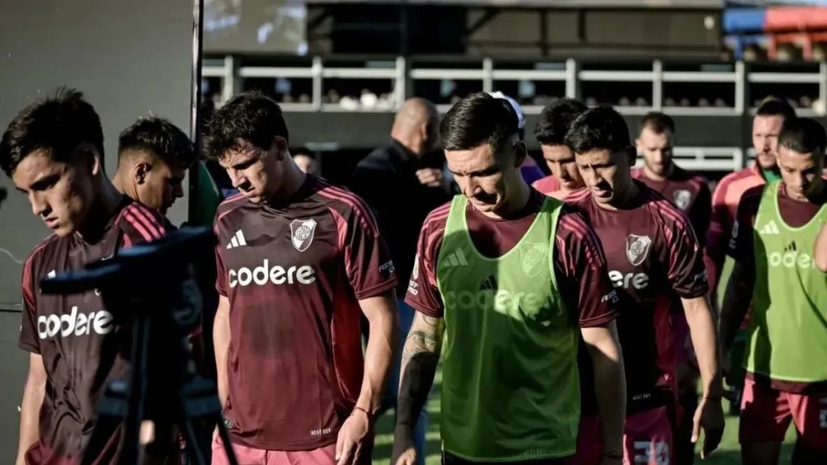 River Plate enfrenta un duro golpe con las lesiones de dos jugadores clave. River Plate enfrenta un duro golpe con las lesiones de dos jugadores clave.