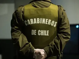 Padres de jóvenes detenidos en Ñuñoa denuncian agresiones por parte de Carabineros.