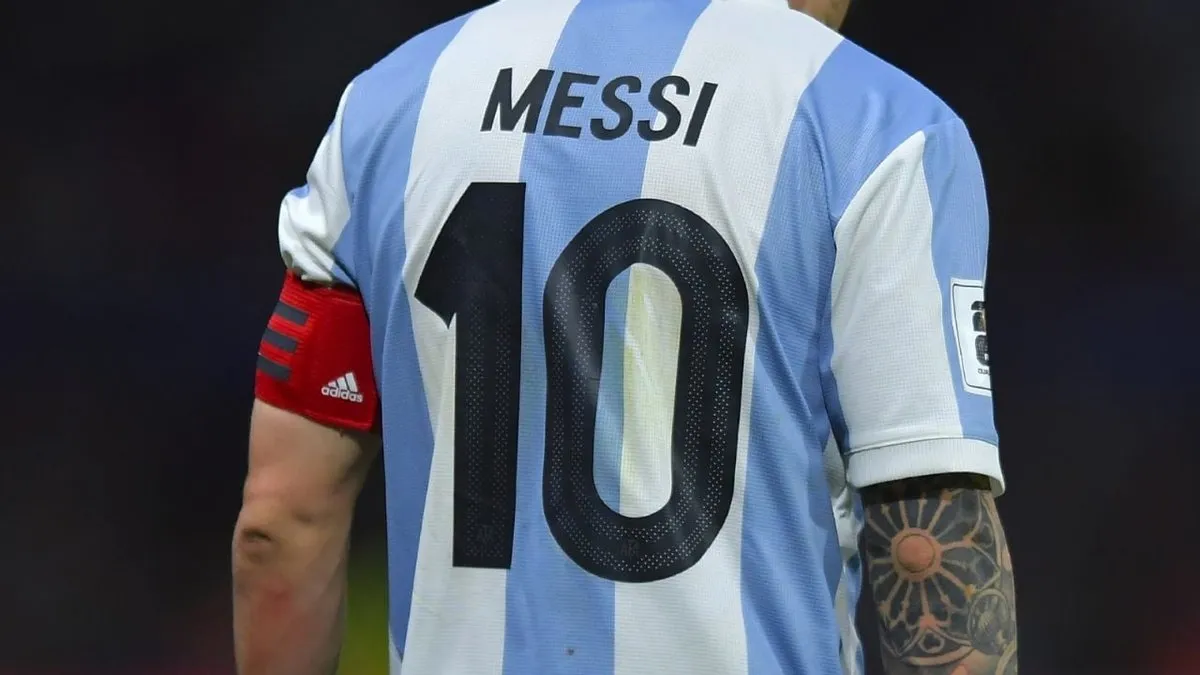 Exploramos quiénes podrían llevar la 10 sin Messi en la Selección Argentina.