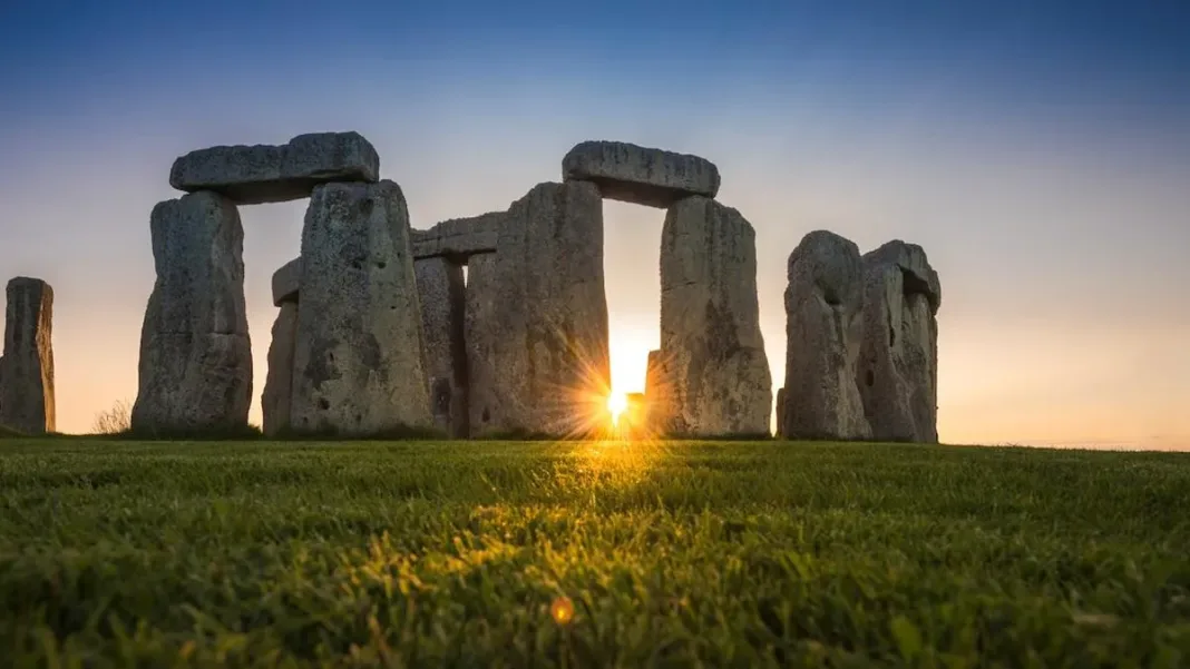 Explora los 10 destinos más enigmáticos que desafían nuestra comprensión.