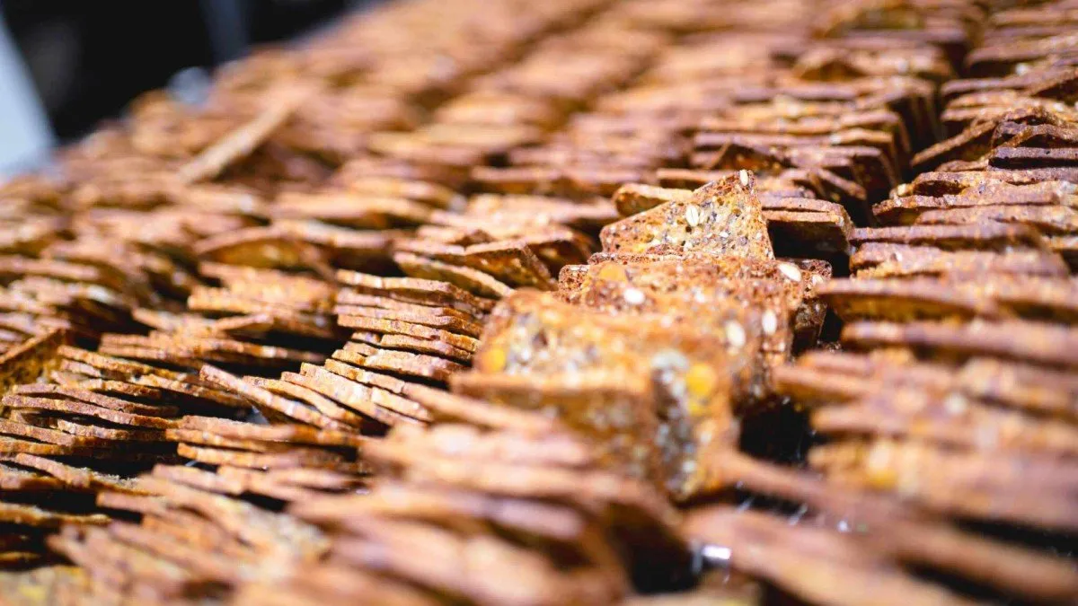 Galletas saludables chilenas conquistan grandes supermercados con su sabor y calidad.