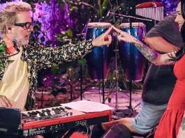 La Joaqui rinde homenaje a Tita Merello con un emotivo tango.