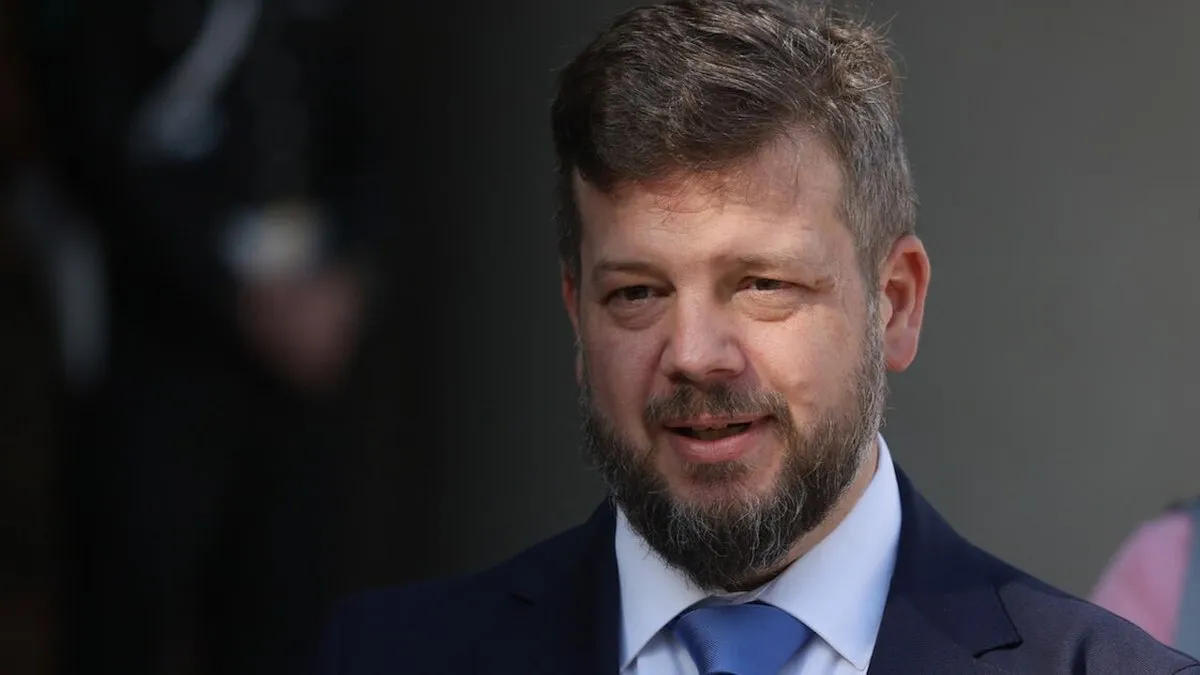 La periodista argentina alerta sobre los peligros de Johannes Kaiser en las elecciones.