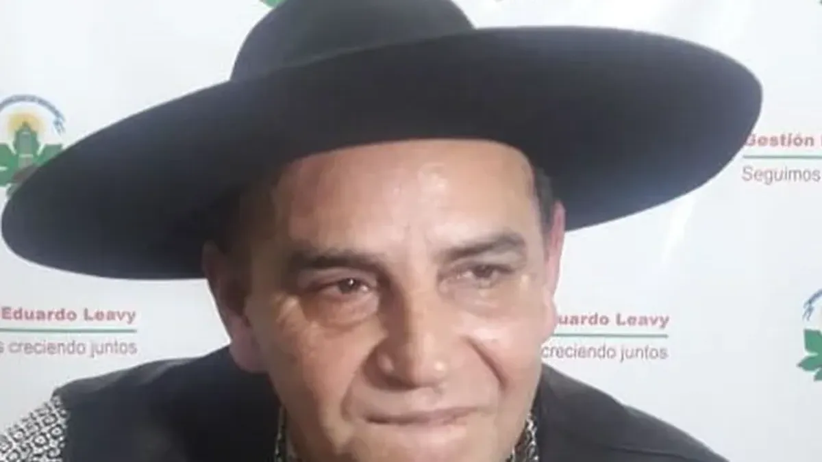 El Chaqueño Palavecino rinde homenaje a sus amigos en un emotivo mensaje.