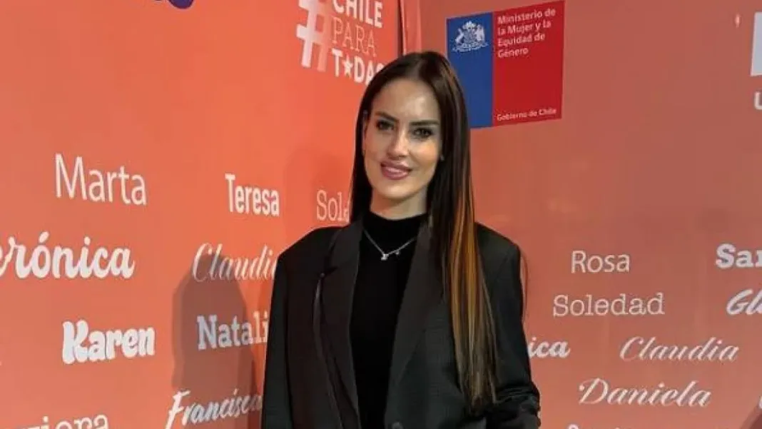 Adriana Barrientos se lanza a la política: ¿Qué nos revela su última pista?