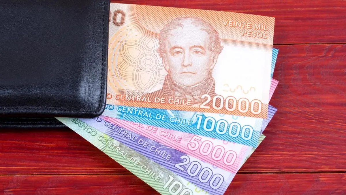 Bono Logro Escolar 2025: apoyo a estudiantes destacados en situación vulnerable.