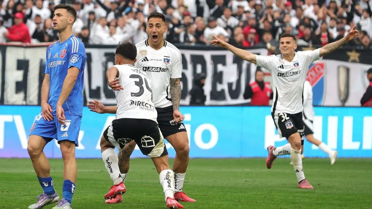 Colo Colo vence a la U en un Superclásico marcado por la tragedia en el Monumental.