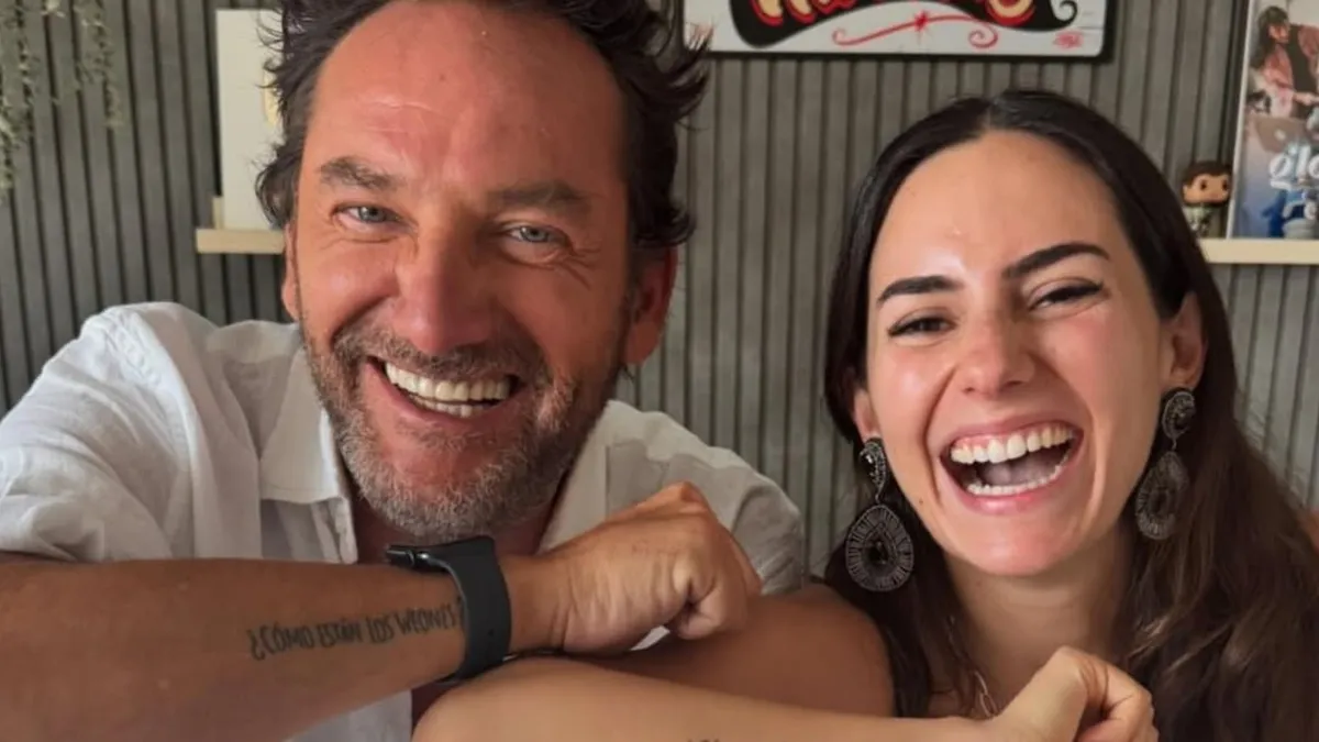 Rosario Bravo reafirma su identidad con el icónico tatuaje: "¿Cómo están los weones?"