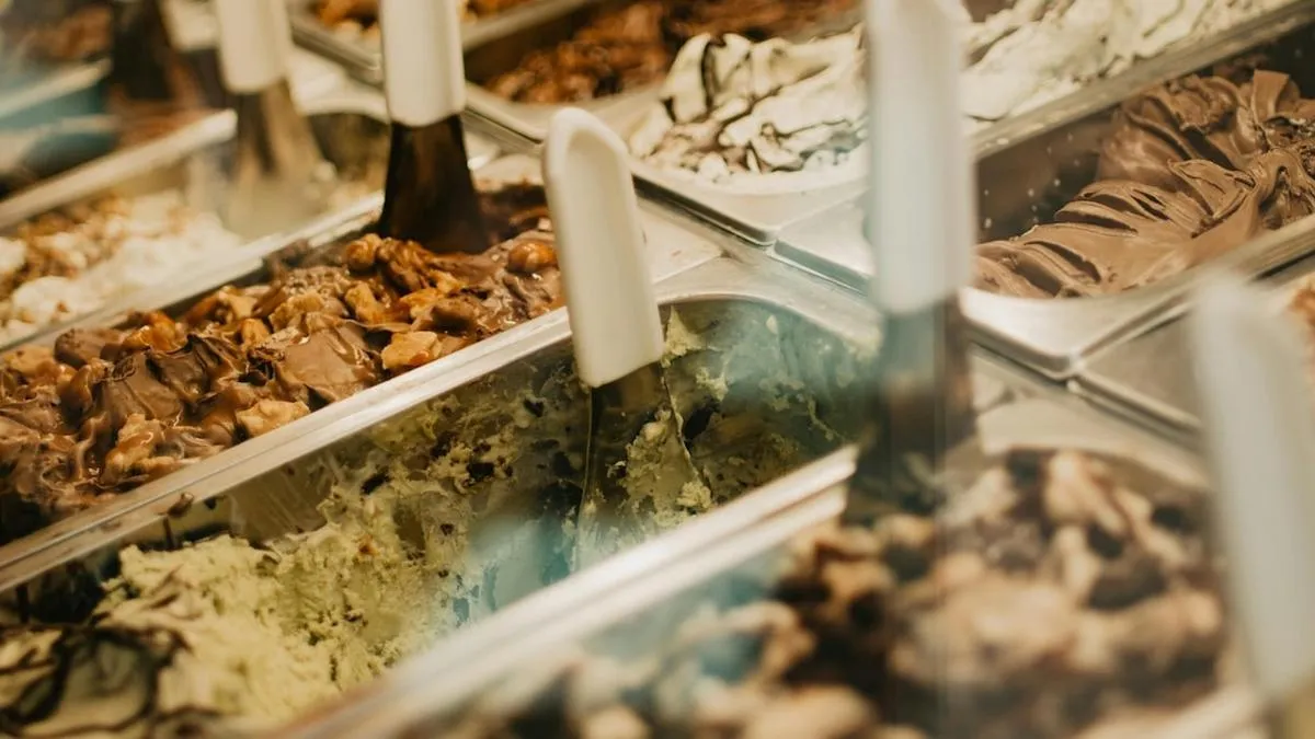 Celebramos el Día Nacional del Helado Artesanal: tradición y creatividad en cada bocado. Celebramos el Día Nacional del Helado Artesanal: tradición y creatividad en cada bocado.