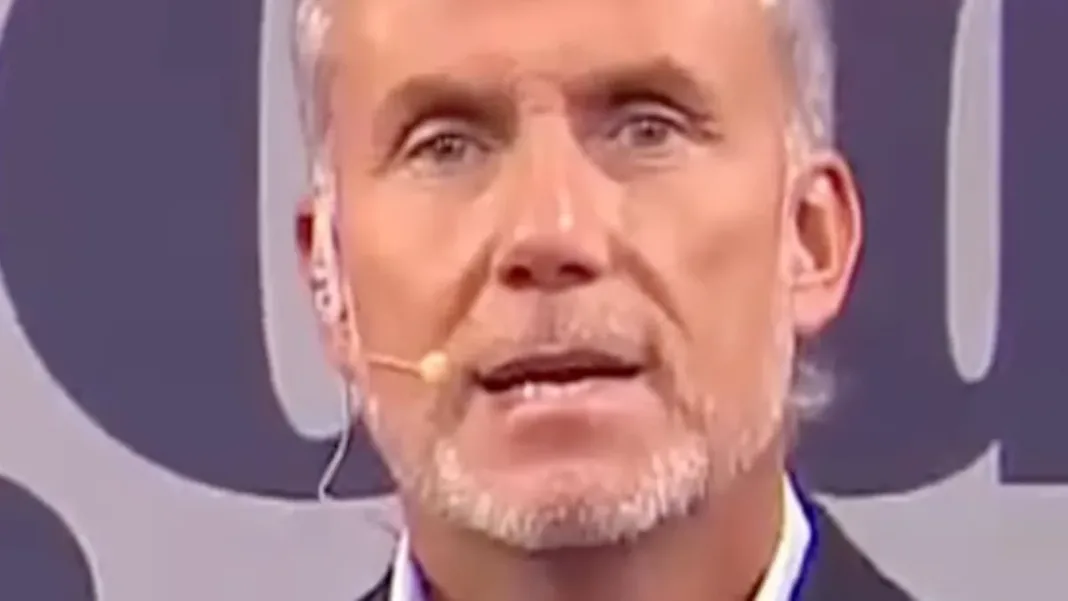 Felipe Vidal se despide de 'Hay que decirlo' para un nuevo desafío fuera de TV.