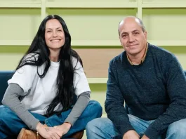 Consejos esenciales para cuidar a un perro con parálisis de un experto en bienestar animal.