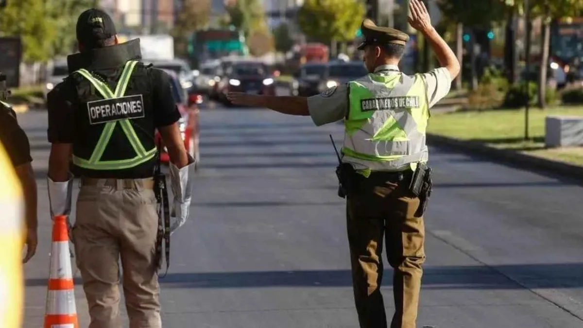 Restricción vehicular 2025: vigente hasta el 31 de agosto en la Región Metropolitana.