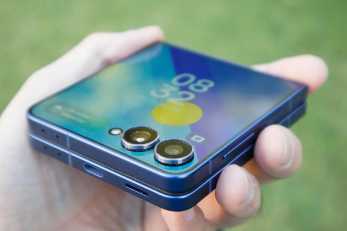 Evolución del Galaxy Z Flip: de su primer modelo al Z Flip 7