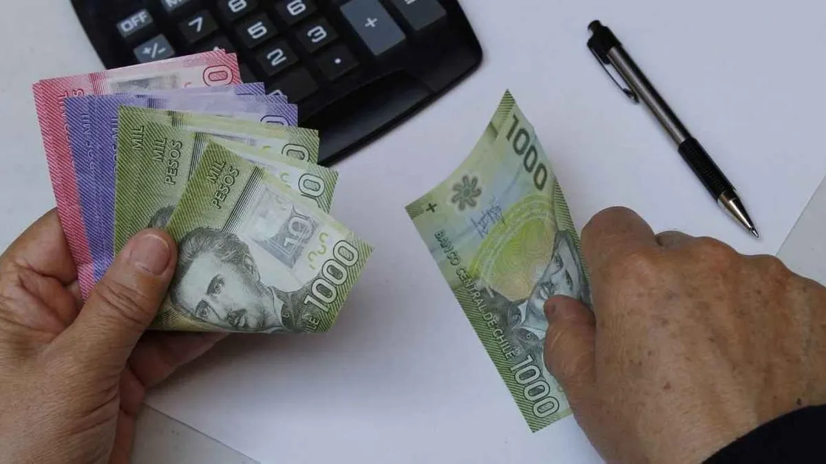 Descubre cómo los adultos mayores pueden acceder a $220 mil en pareja.