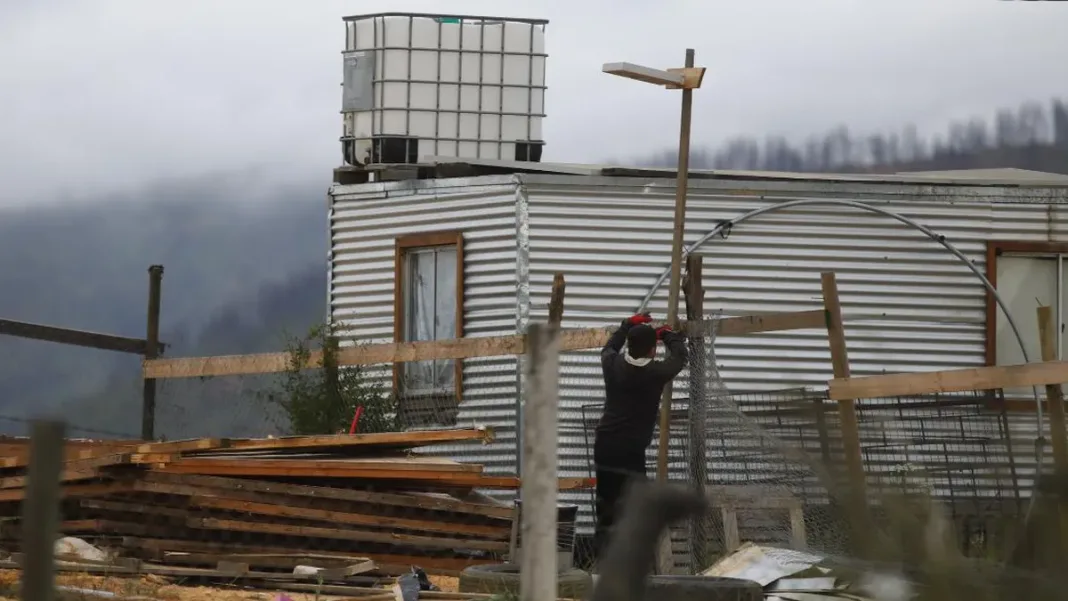 Inician desalojos en Calicheros
