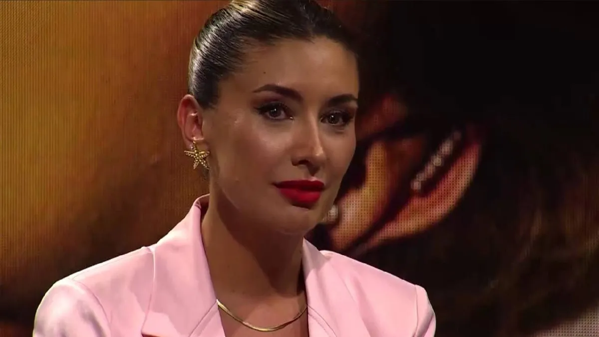 Camila Andrade defiende su verdad ante las acusaciones de su excuñada Karen.