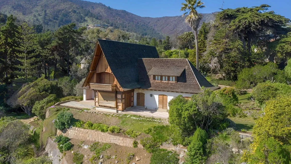 La lujosa casa en Zapallar sigue en venta: descubre su precio y características.