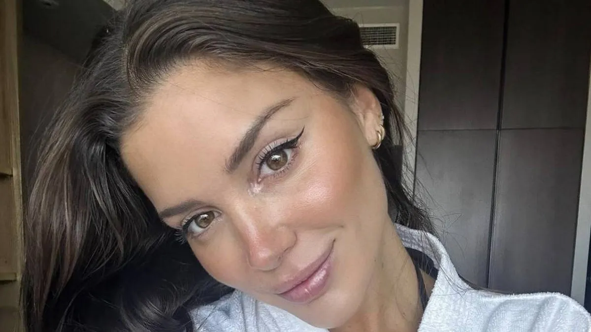 Cata Vallejos responde a insultos en redes sociales con contundencia y firmeza.