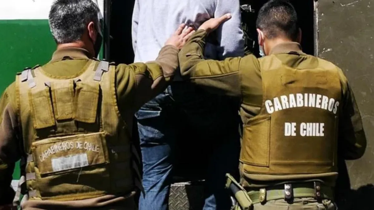 Hombre detenido tras disparar con escopeta desde su camioneta en Cholchol.