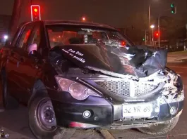 Conductora ebria atropella a tres en Santiago; una víctima en estado crítico.