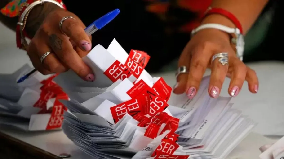 Evelyn Matthei sube 4 puntos en la encuesta de preferencias ciudadanas.