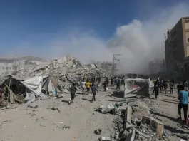 El ejército israelí ordena la evacuación total de la ciudad de Gaza.