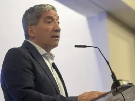 El delegado presidencial de la RM asegura que el agua podría volver antes de 36 horas.