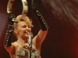 Kylie Minogue: talento y carisma que la mantienen en la cima de la cultura pop.
