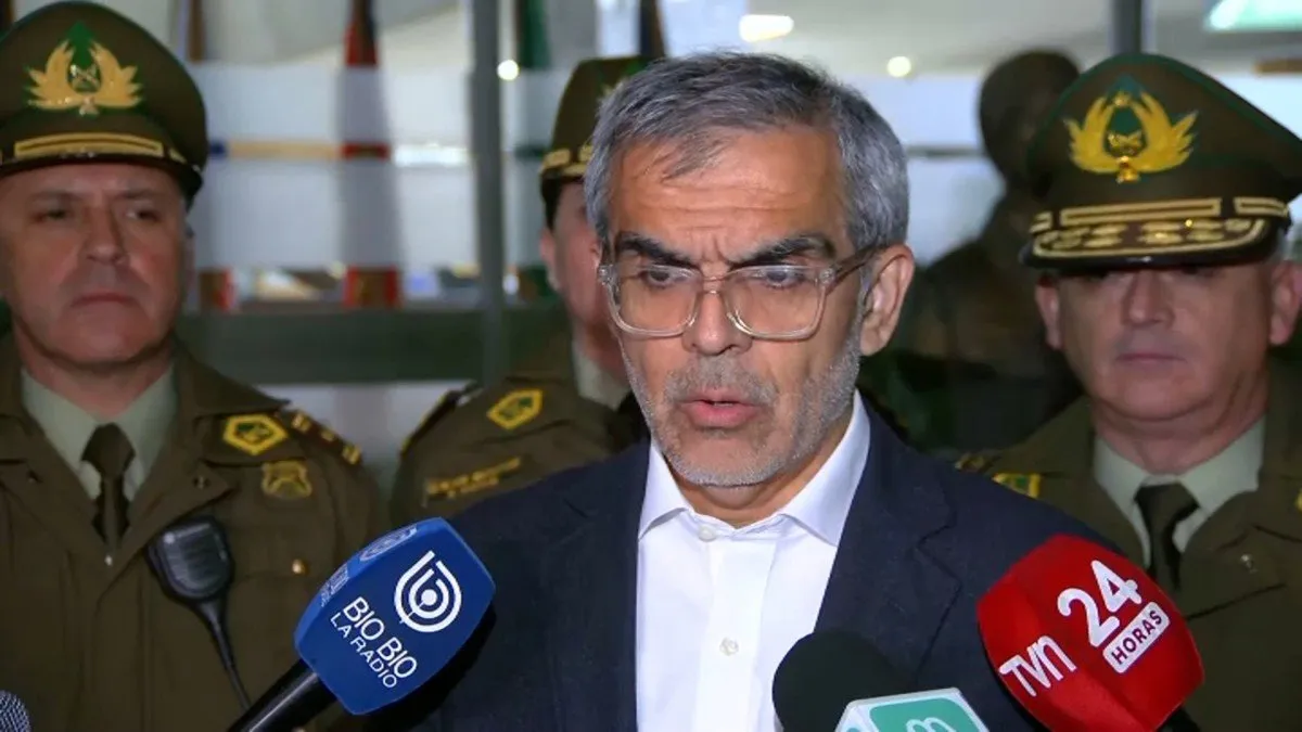 Ministro Cordero califica de homicida el ataque a carabinero en estado crítico.