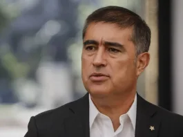 Mario Desbordes critica al Partido Comunista por su falta de democracia y toxicidad.