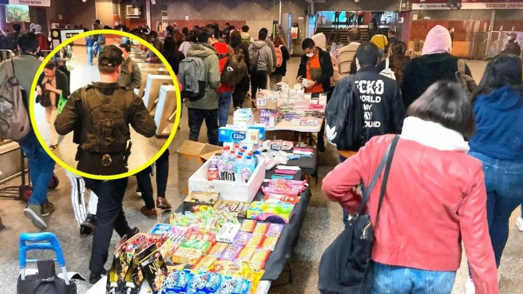 Metro y municipios de Estación Central y Quinta Normal unen fuerzas contra el comercio ambulante. Metro y municipios de Estación Central y Quinta Normal unen fuerzas contra el comercio ambulante.