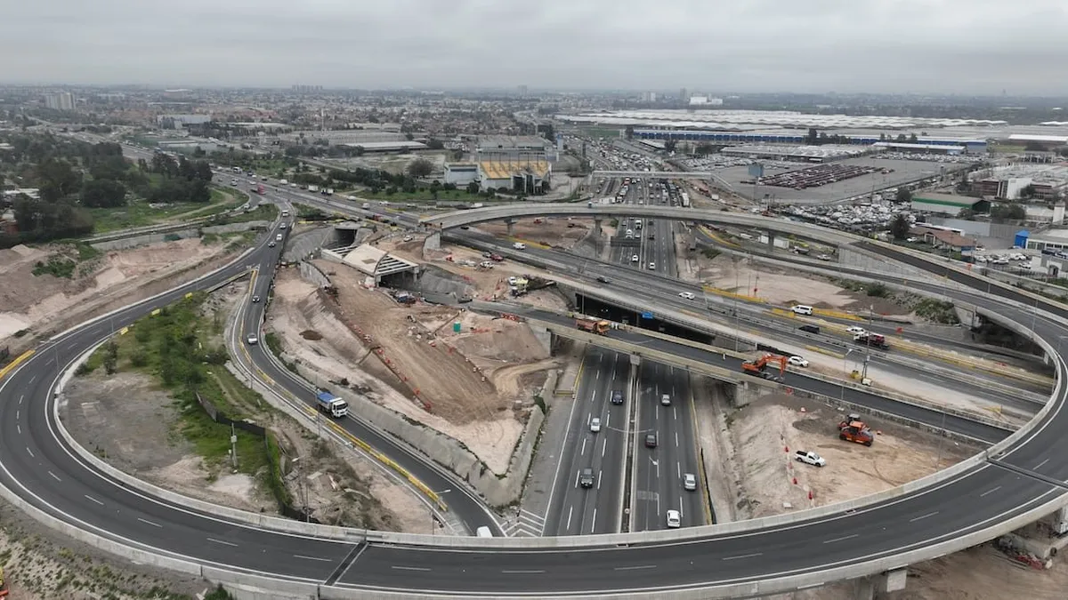 Nuevo paso bajo nivel en Vespucio Norte mejora conexión sur-Valparaíso.