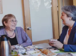 Chile Vamos y Republicanos debaten sobre la cita Bachelet-Jara y su impacto electoral.