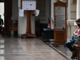 Corte de Santiago ordena liberar a condenados que ya cumplieron su pena.