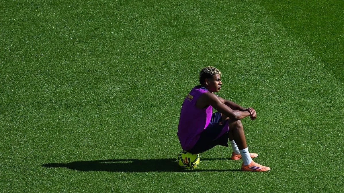 Lamine Yamal desconvocado nuevamente: la controversia de la falta de comunicación. Lamine Yamal desconvocado nuevamente: la controversia de la falta de comunicación.