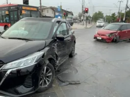 Accidente afecta el tránsito en el corredor de transporte público en Pedro Aguirre Cerda.