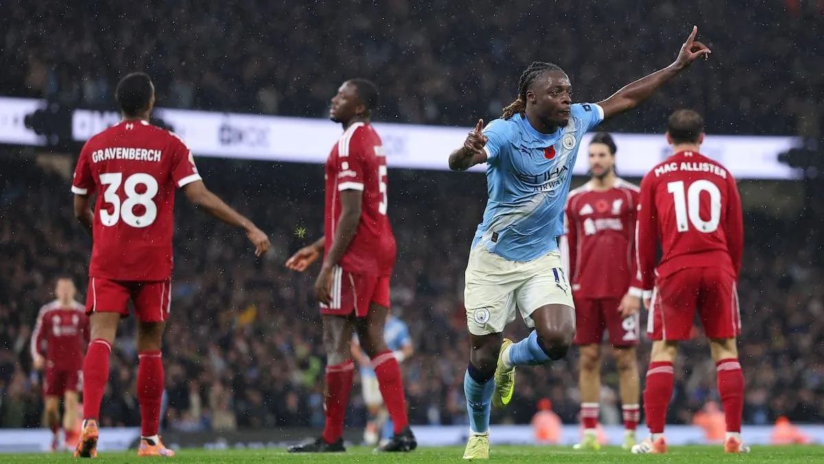 Guardiola celebra su partido 1000 como DT con una victoria contundente sobre el Liverpool.