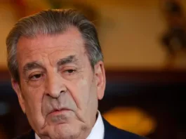 Eduardo Frei pierde militancia en DC tras encuentro con José Antonio Kast.