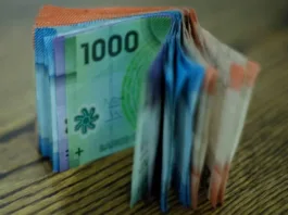 Informe destaca altos sueldos en el Estado y entidades relacionadas.