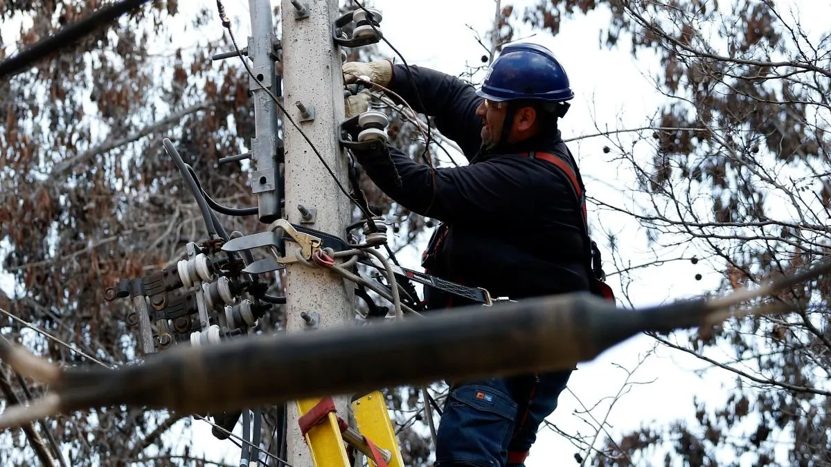 Consulta los mapas y horarios de cortes de luz en comunas este lunes. Consulta los mapas y horarios de cortes de luz en comunas este lunes.
