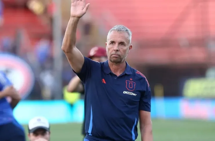 Gustavo Álvarez en su despedida local: "Agradecido de la gente