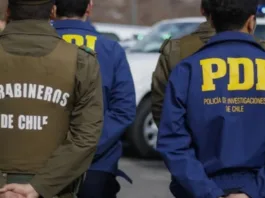 Carabinero herido en Recoleta tras ser asaltado y despojado de su arma de servicio.