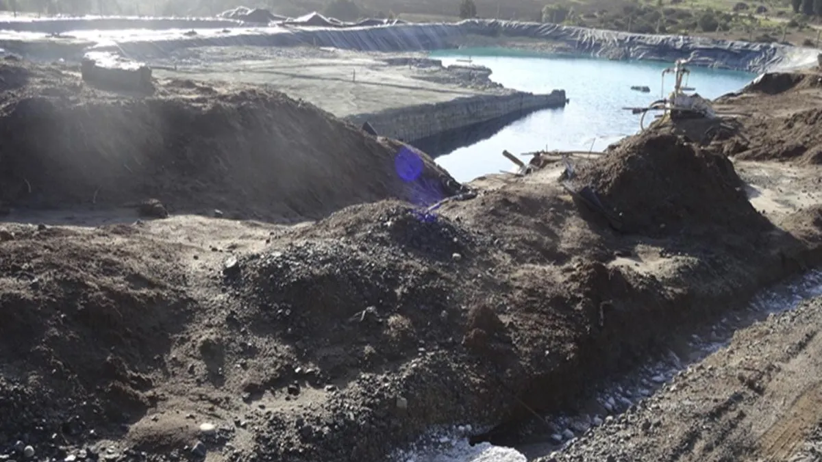 El Segundo Tribunal Ambiental revisará la multa a Minera Montecarmelo por infracciones.