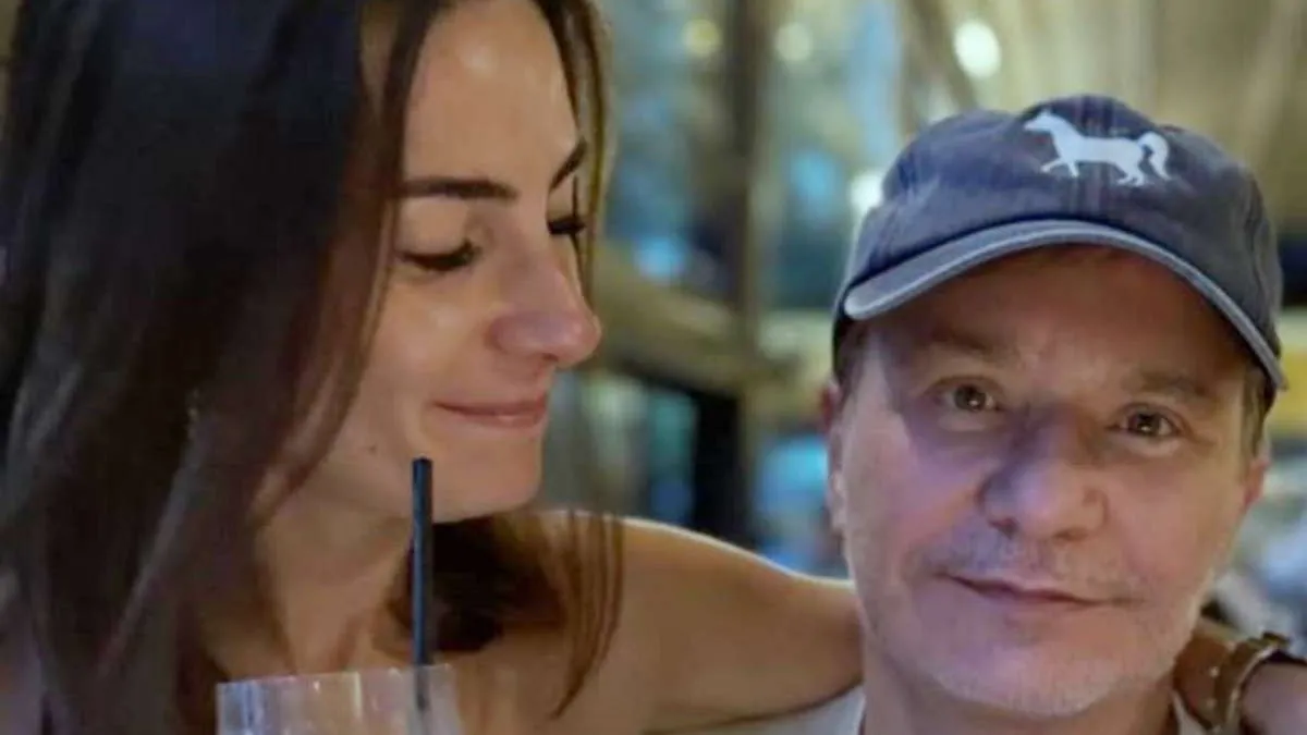 Rosario Bravo revela la intervención estética de su esposo y comparte detalles.