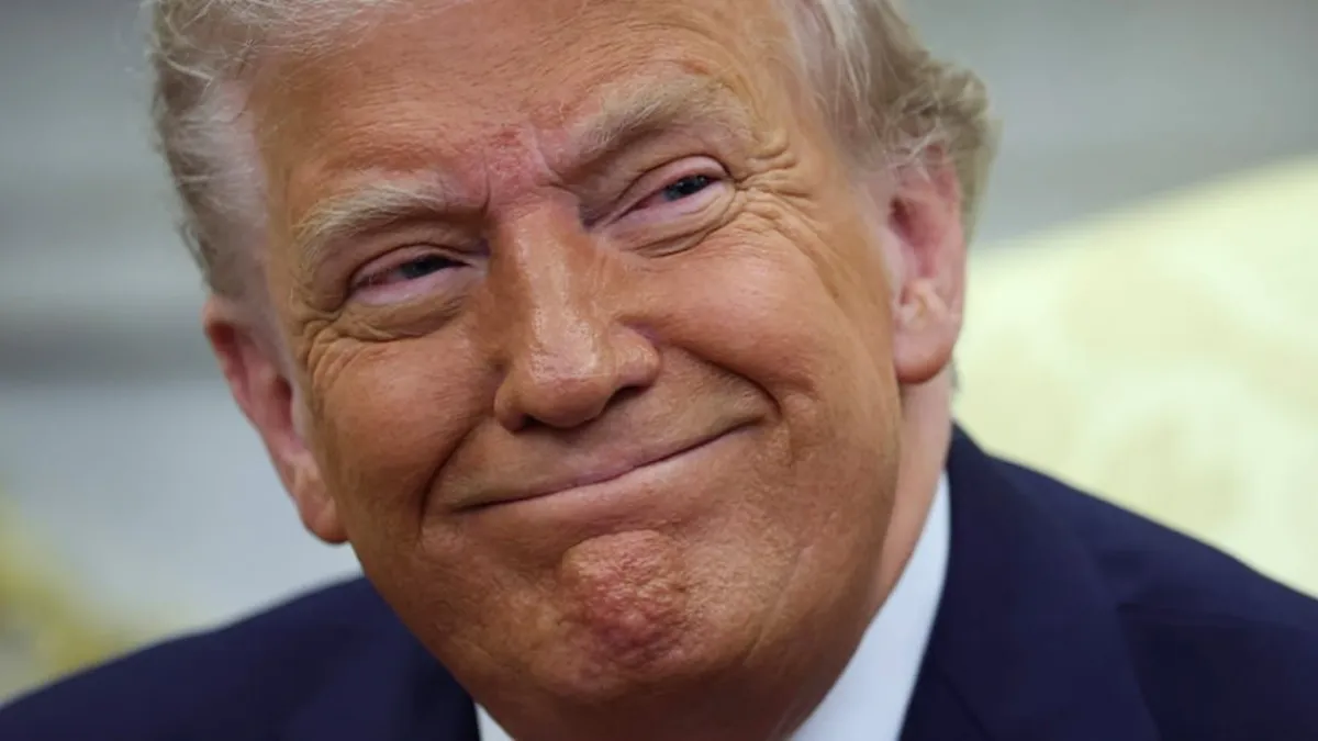 Trump provoca controversia al burlarse del asesinato de Rob Reiner y Michel Singer.