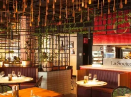 "La Sociedad" en La Dehesa: fusión de sabores y cultura en un solo lugar.