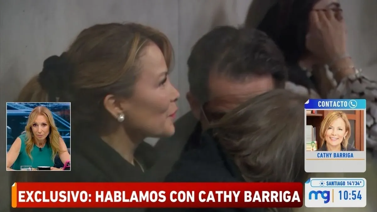 Cathy Barriga y Karen Doggenweiler discuten tensiones legales y acusaciones de corrupción. Cathy Barriga y Karen Doggenweiler discuten tensiones legales y acusaciones de corrupción.