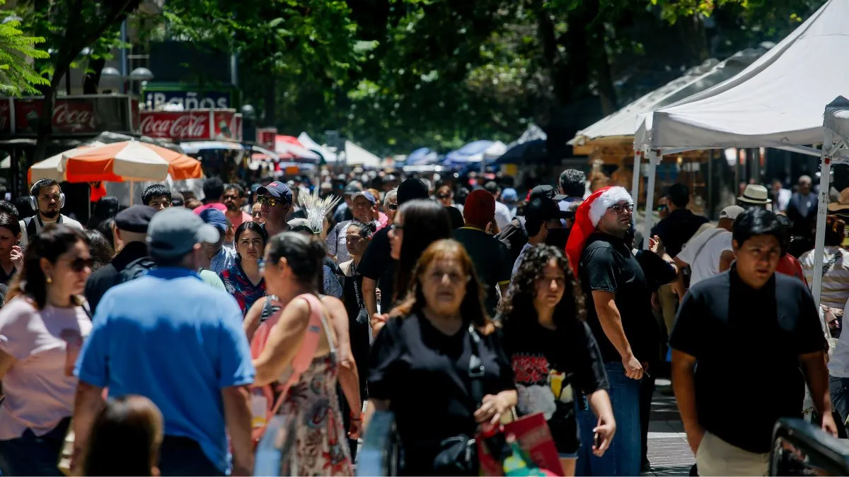 Proyección del INE: Chile alcanzará 20.6 millones en 2035