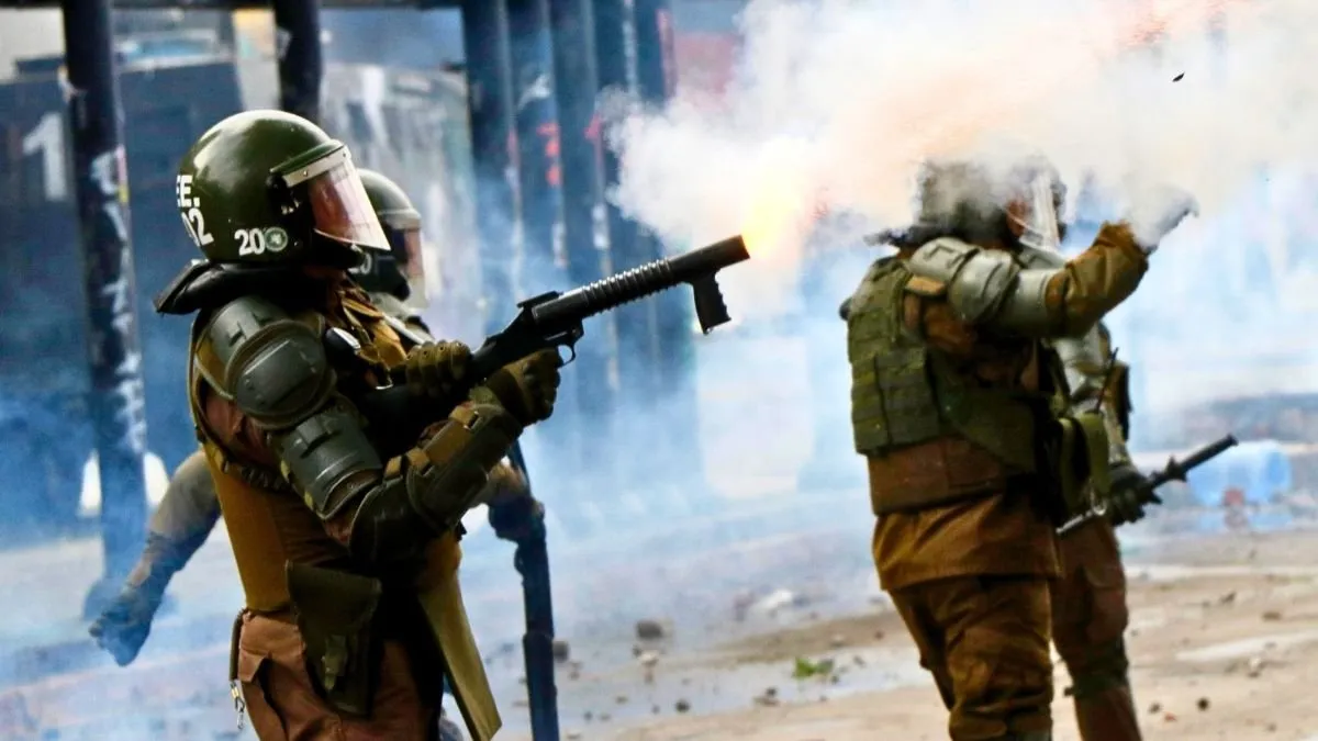 Debate tras absolución de Crespo: ¿fue proporcional la fuerza de Carabineros?