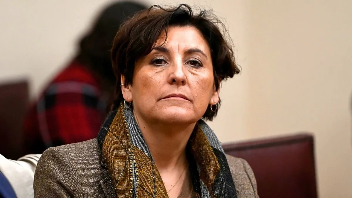 El Colegio Médico pide investigar la operación de la madre de la ministra de Salud.